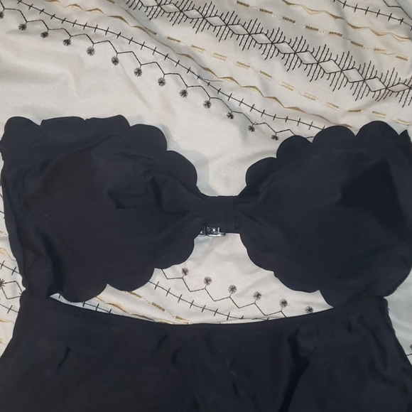 *NEW* Black Cupshe Swimsuit - Picture 2 of 9